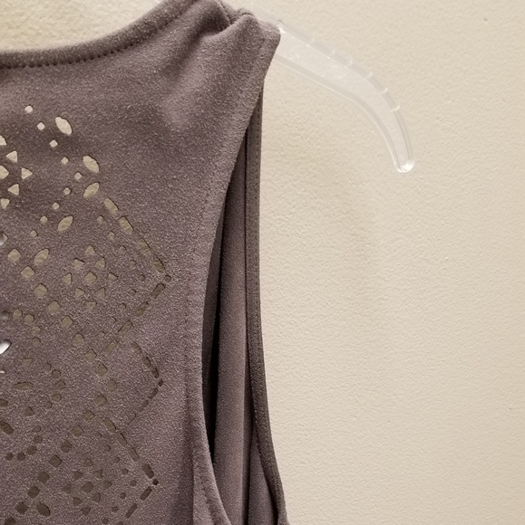 CATO Women's Open Front Eyelet Vest, Small - Picture 5 of 8